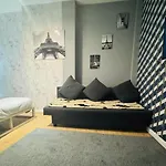 Super Family Flat Edgware Road